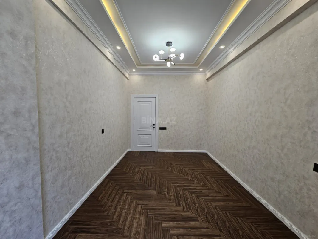 Satılır 3 otaqlı mənzil 108 m²