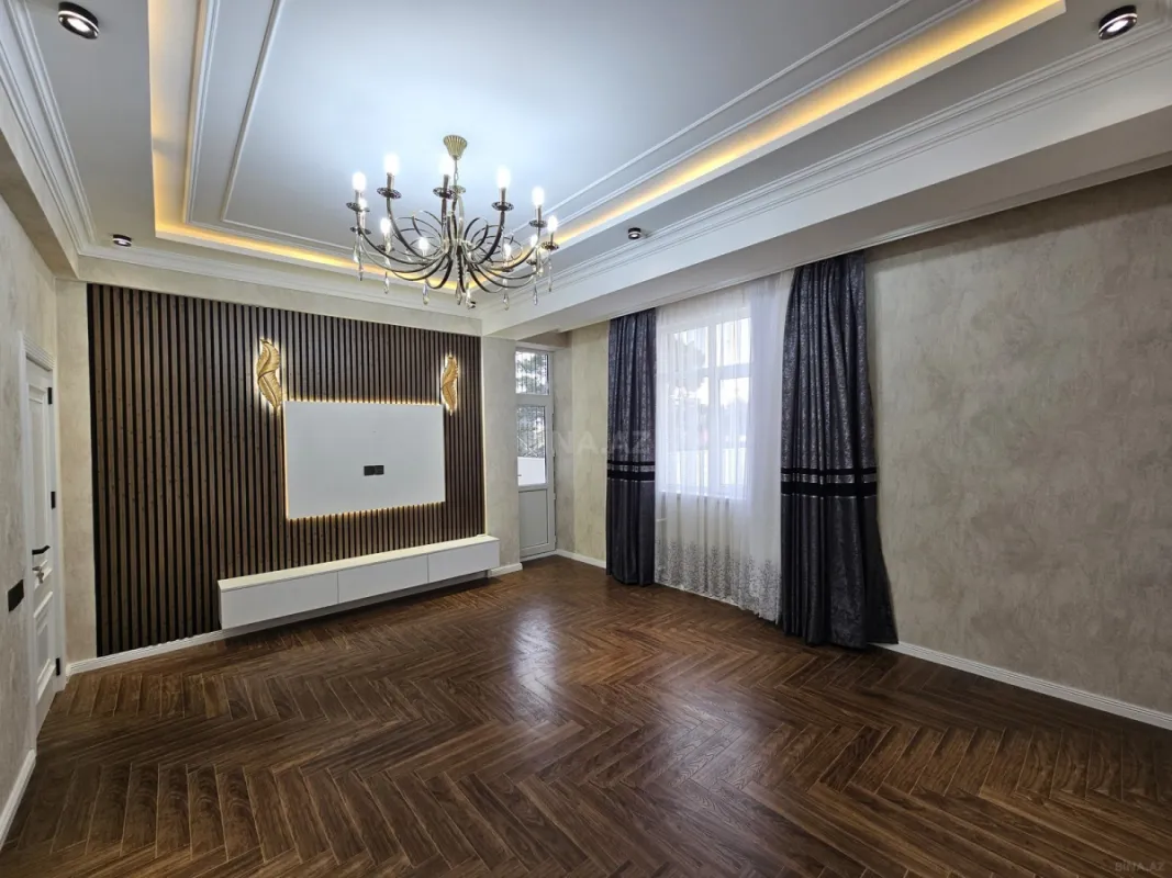 Satılır 3 otaqlı mənzil 108 m²