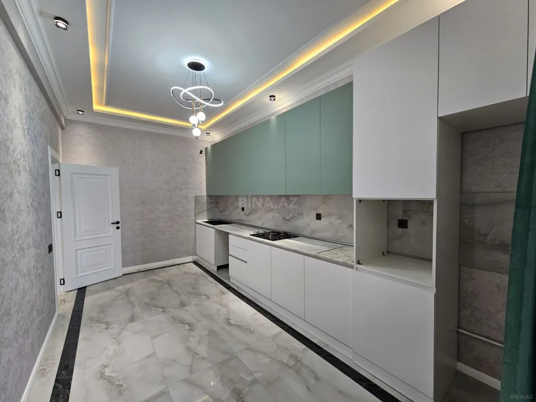 Satılır 3 otaqlı mənzil 108 m²