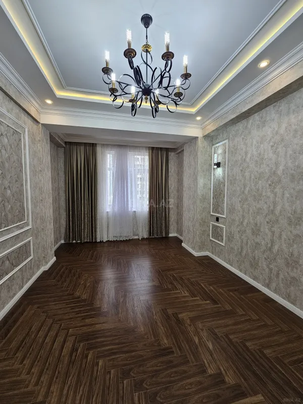 Satılır 3 otaqlı mənzil 108 m²