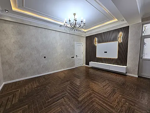 Satılır 3 otaqlı mənzil 108 m²