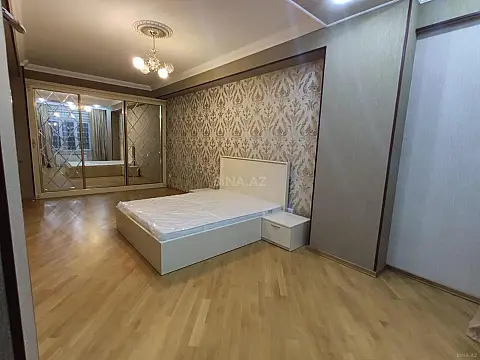 Kirayə verilir 3 otaqlı mənzil 105 m²