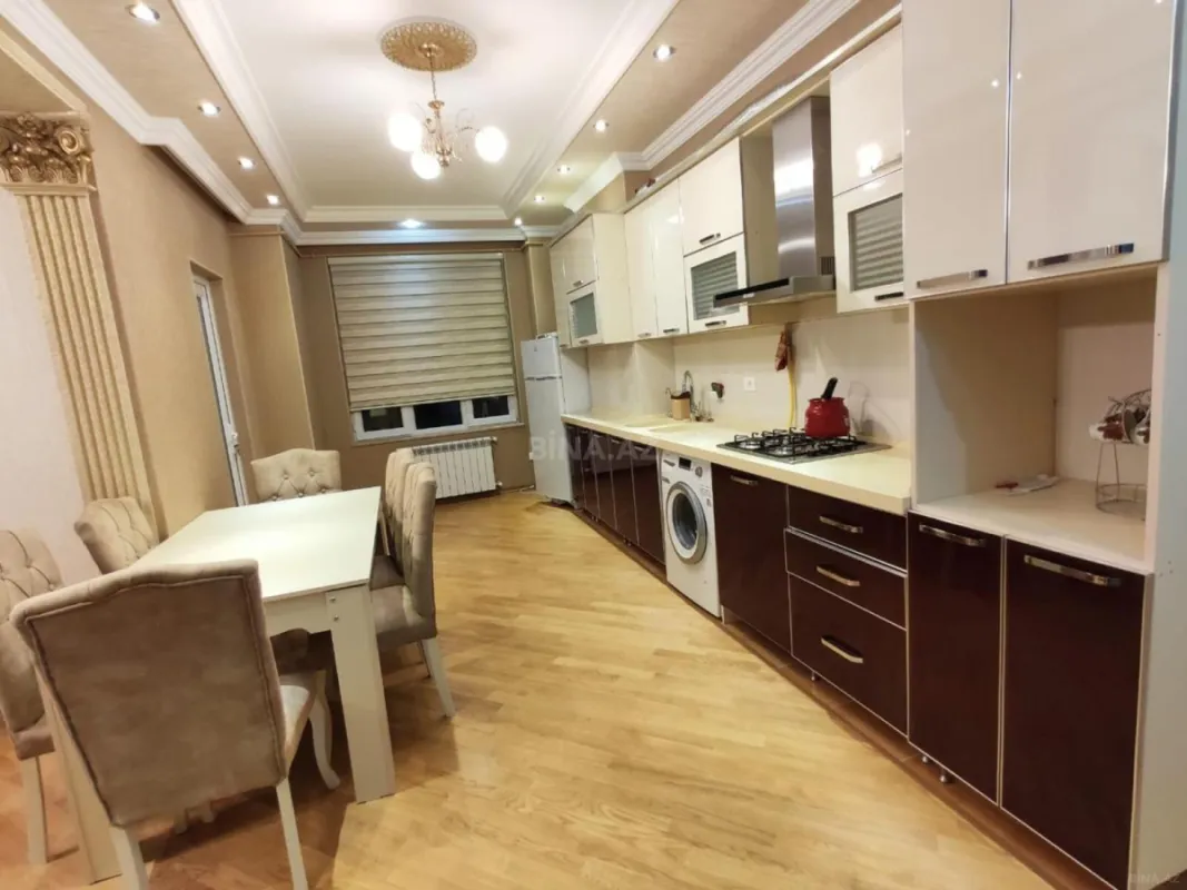 Kirayə verilir 3 otaqlı mənzil 105 m²