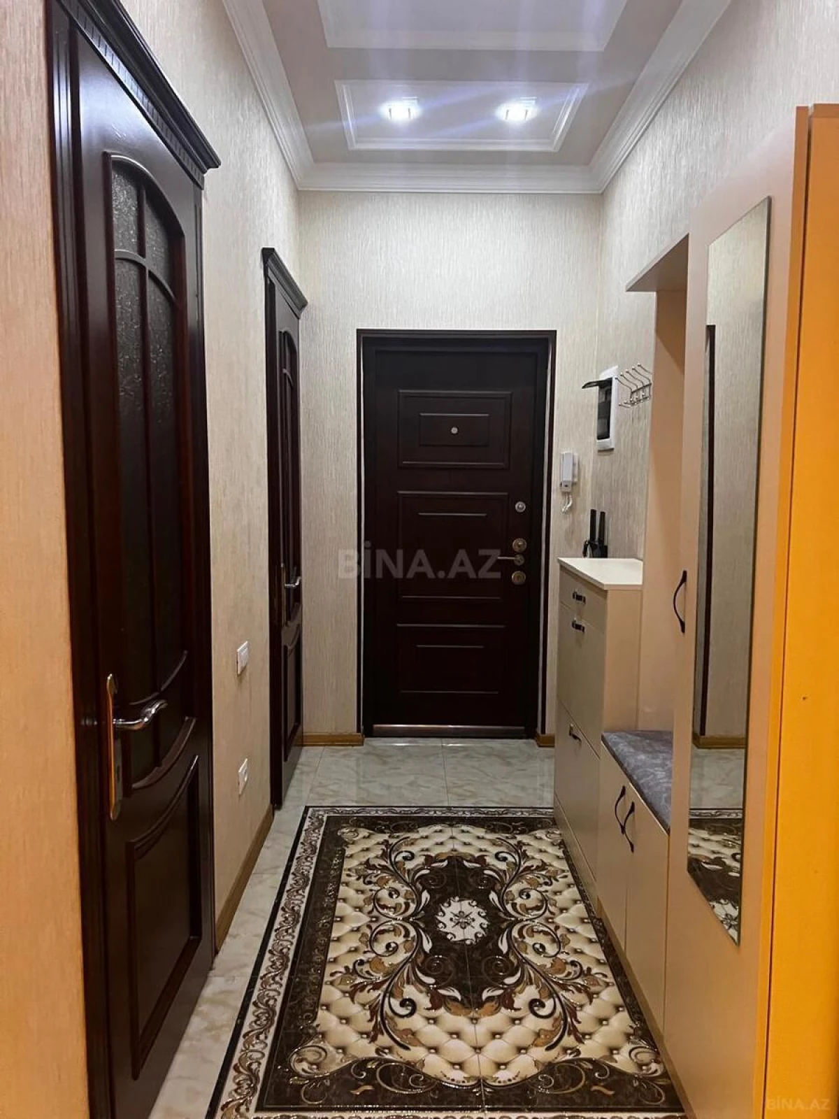 Kirayə verilir 3 otaqlı mənzil 105 m²
