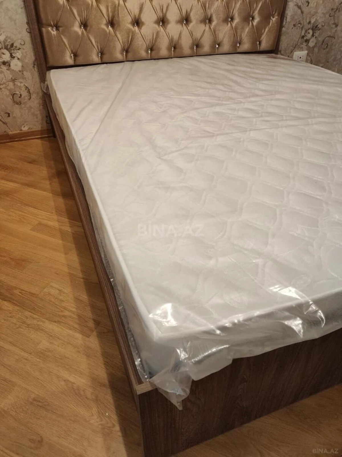 Kirayə verilir 3 otaqlı mənzil 105 m²