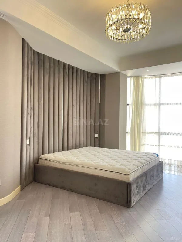 Kirayə verilir 2 otaqlı mənzil 76 m²