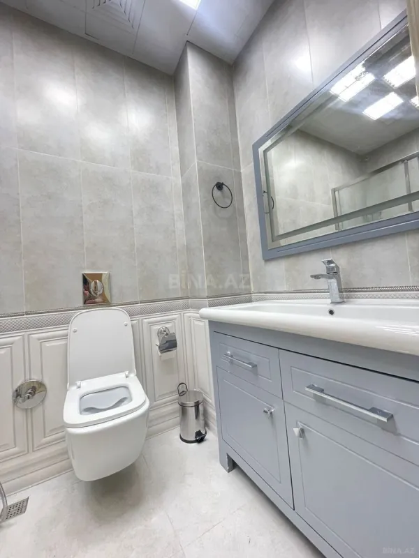 Kirayə verilir 2 otaqlı mənzil 76 m²