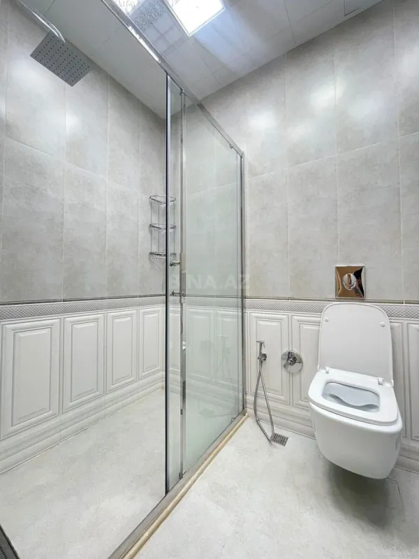 Kirayə verilir 2 otaqlı mənzil 76 m²