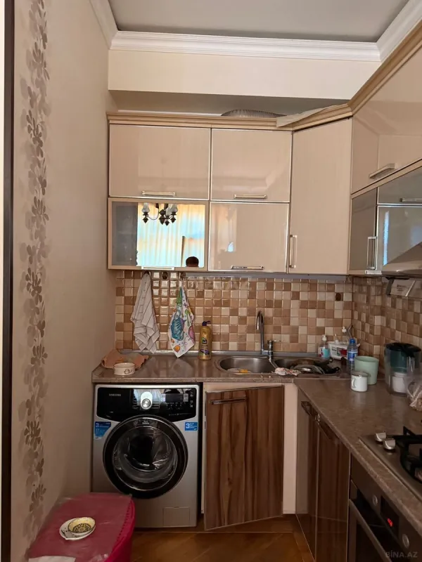 Satılır 2 otaqlı mənzil 80 m²