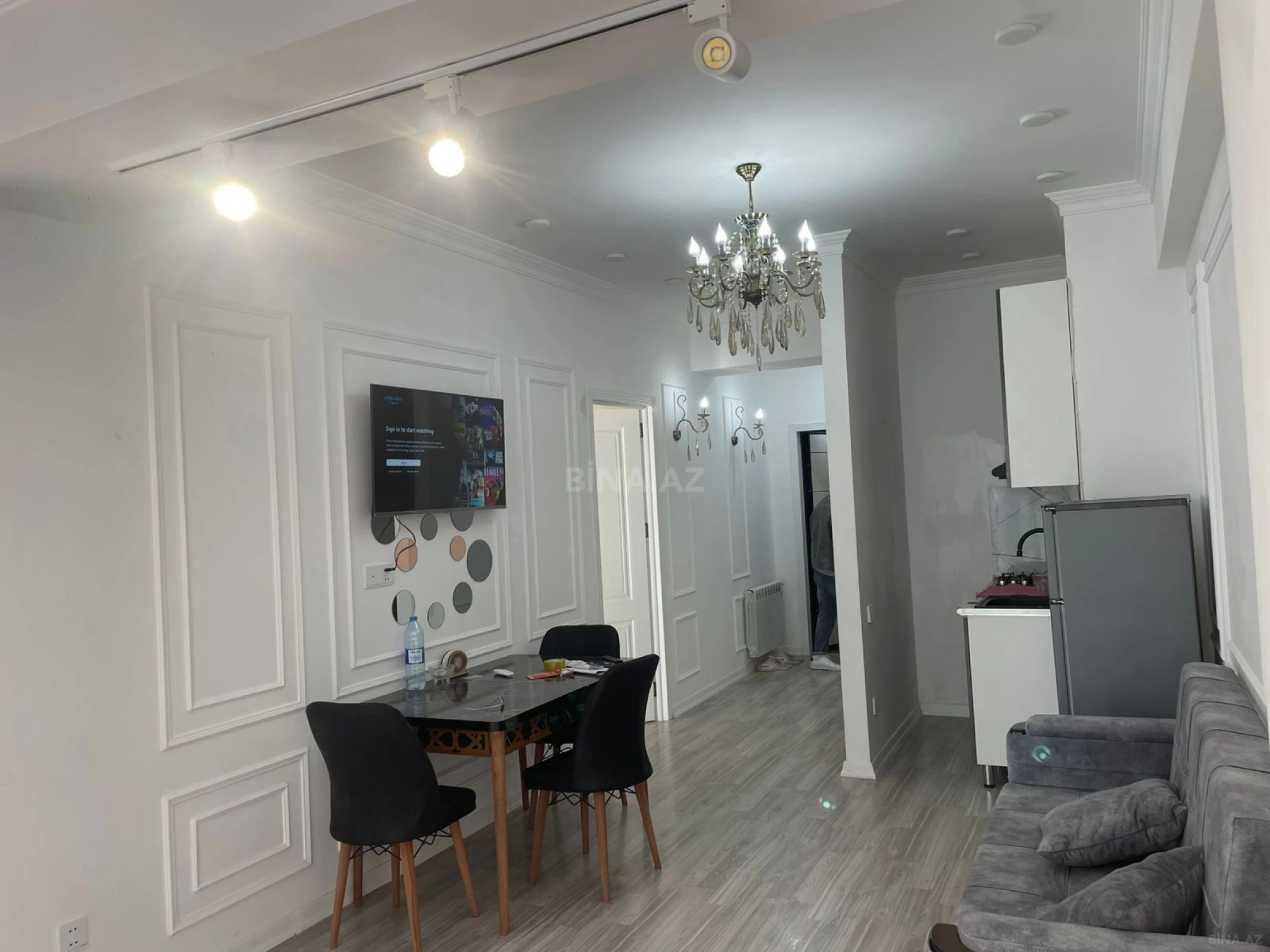Kirayə verilir 2 otaqlı mənzil 60 m²