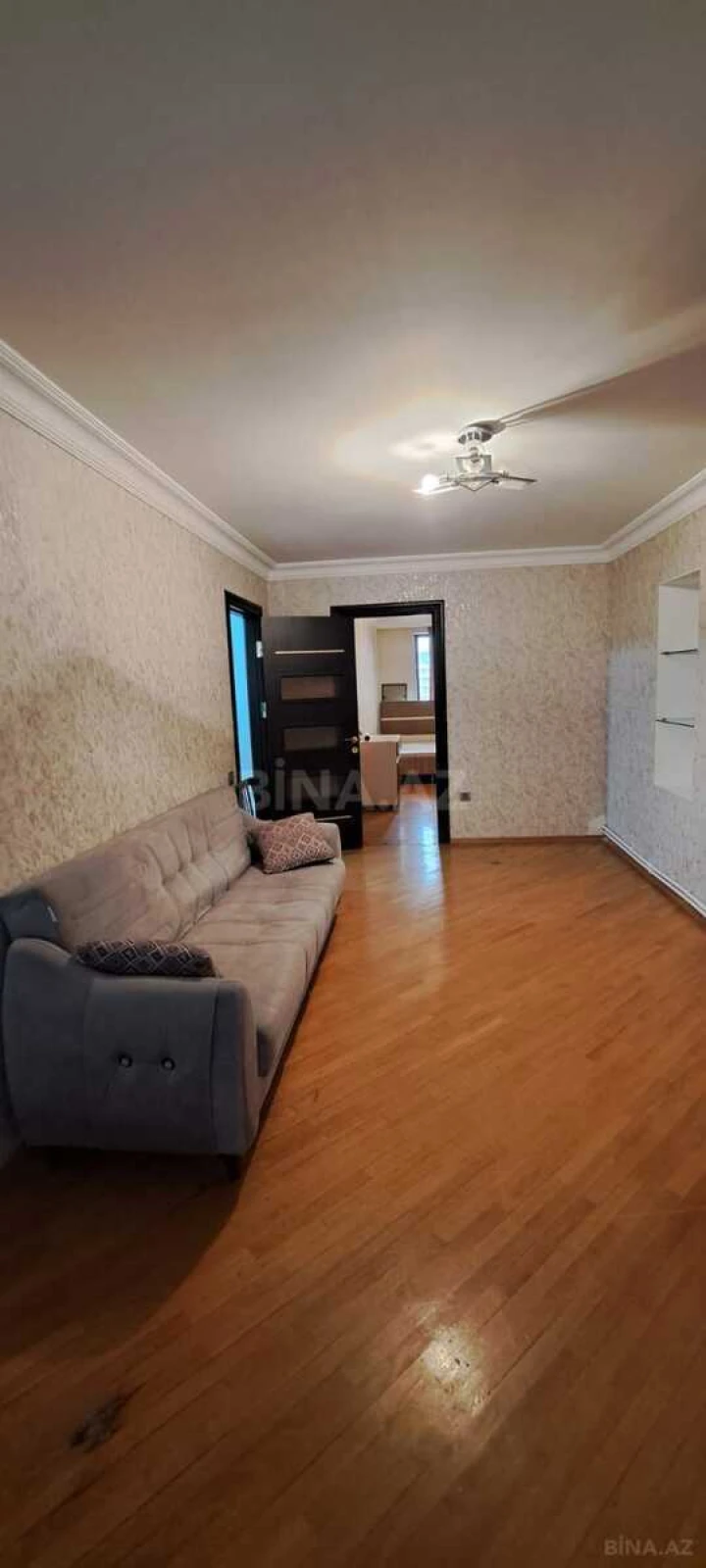 Kirayə verilir 2 otaqlı mənzil 50 m²