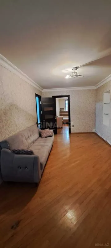 Kirayə verilir 2 otaqlı mənzil 50 m²