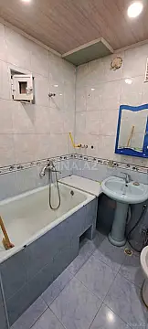 Kirayə verilir 2 otaqlı mənzil 50 m²