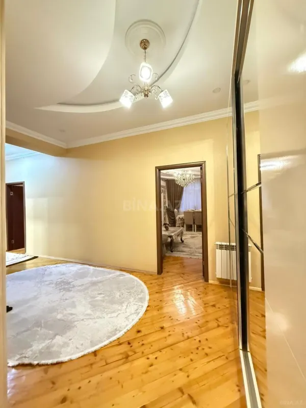 Satılır 3 otaqlı mənzil 103 m²