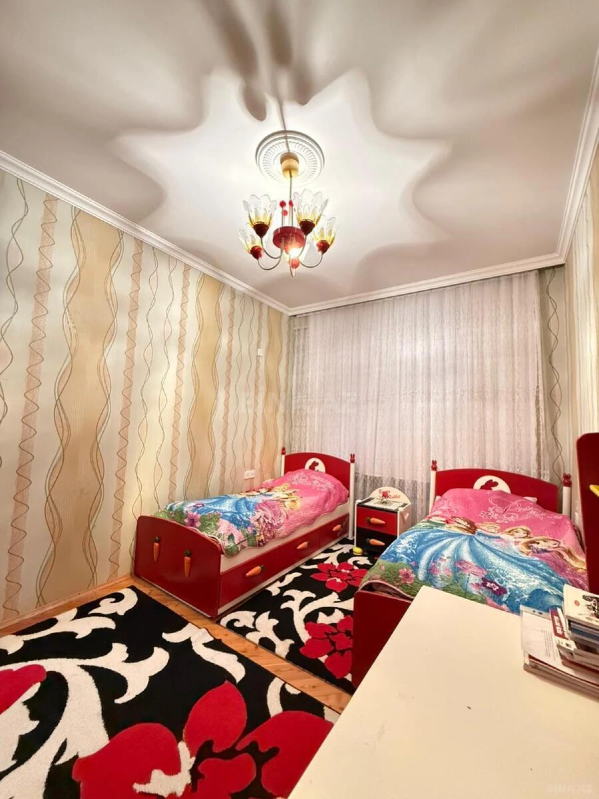 Satılır 3 otaqlı mənzil 103 m²