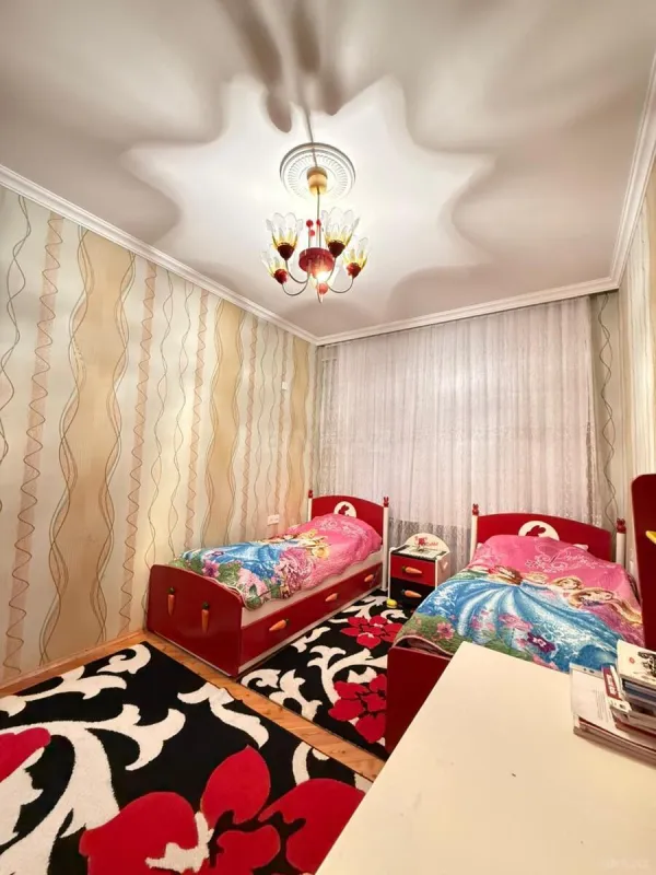 Satılır 3 otaqlı mənzil 103 m²