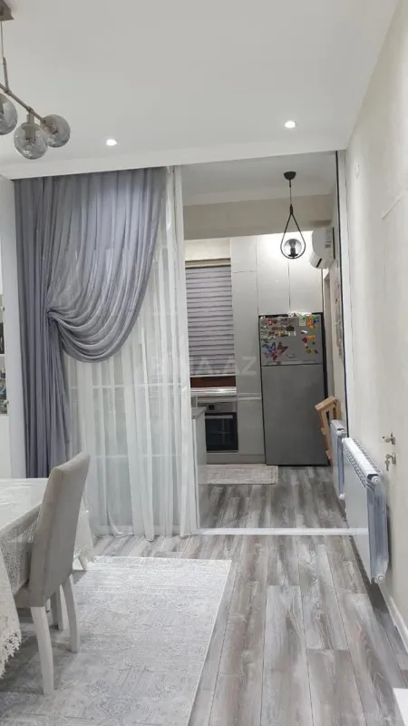 Kirayə verilir 2 otaqlı mənzil 65 m²