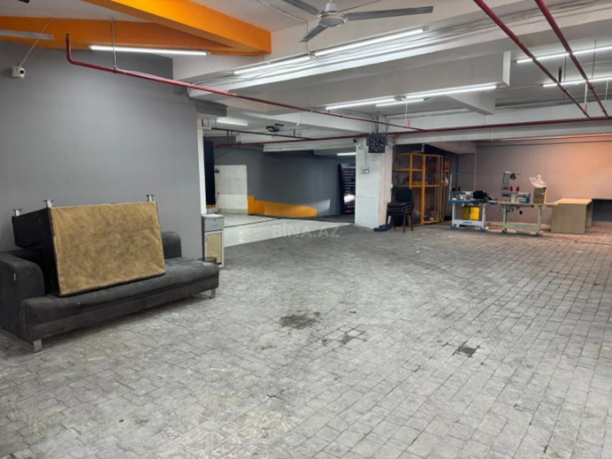 Kirayə verilir obyekt 325 m²