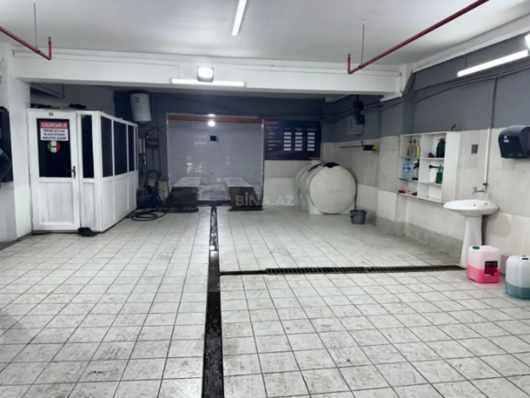 Kirayə verilir obyekt 325 m²