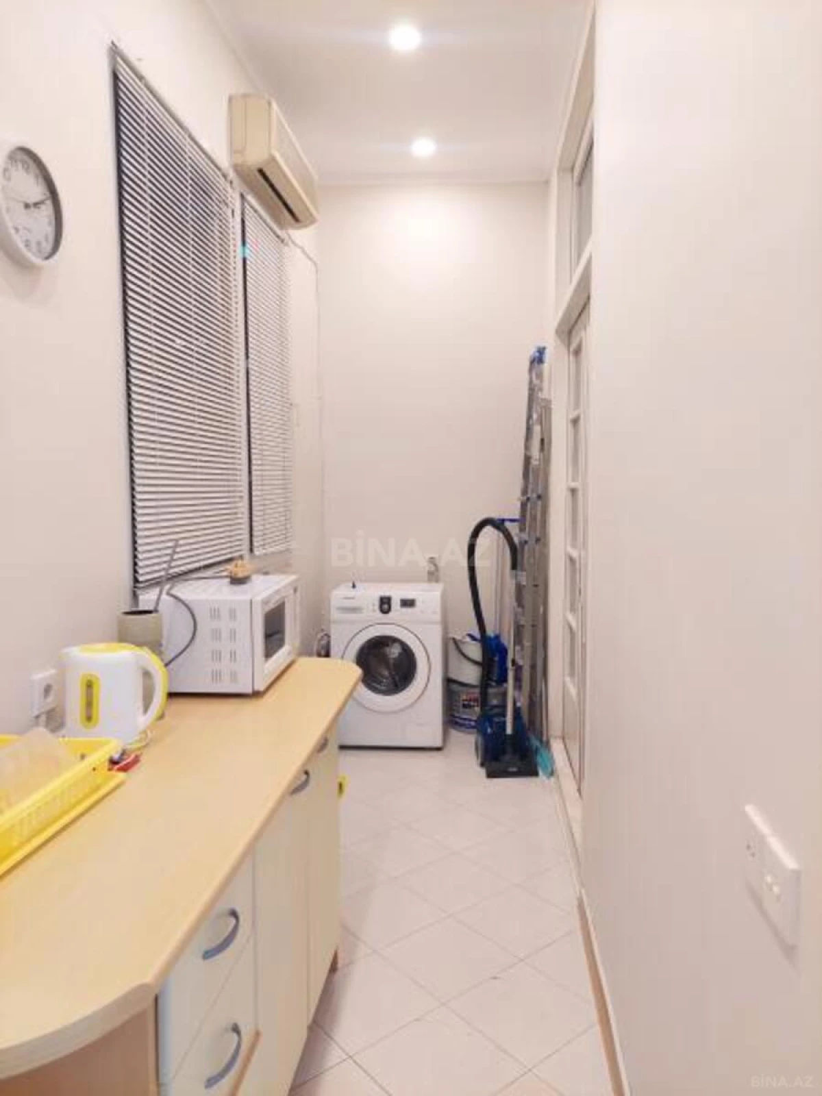 Kirayə verilir 2 otaqlı mənzil 65 m²