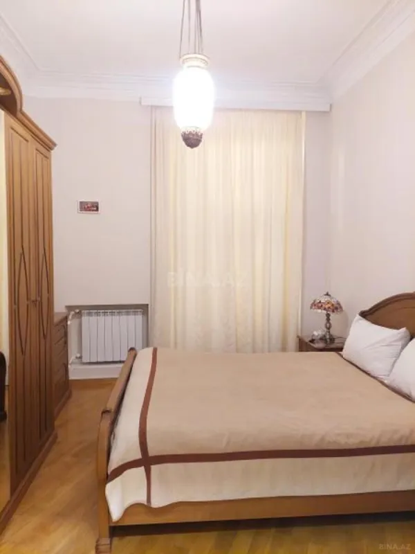 Kirayə verilir 2 otaqlı mənzil 65 m²