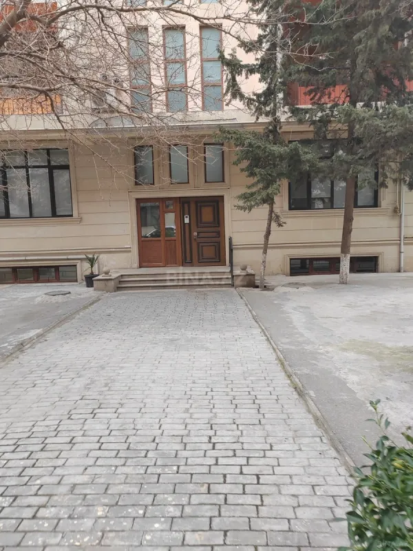 Satılır 2 otaqlı mənzil 100 m²