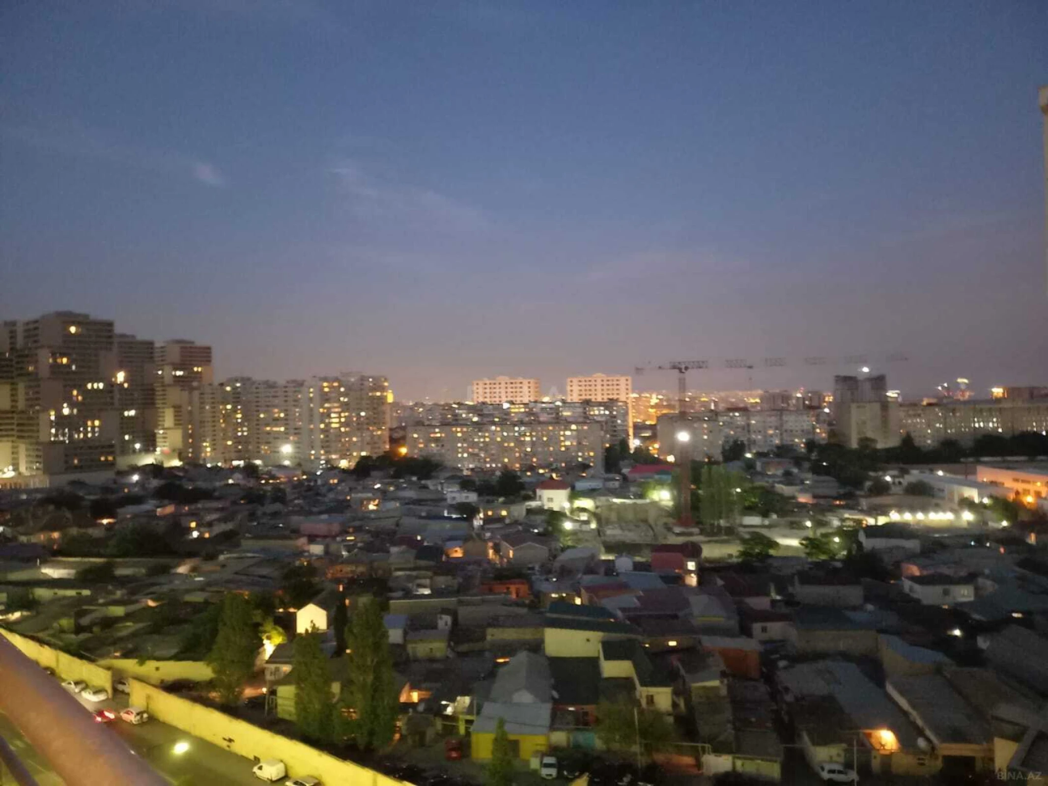 Kirayə verilir 3 otaqlı mənzil 129 m²