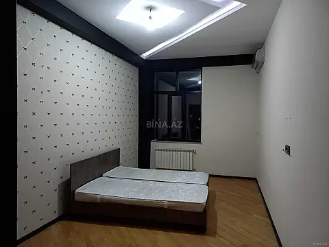 Kirayə verilir 3 otaqlı mənzil 129 m²
