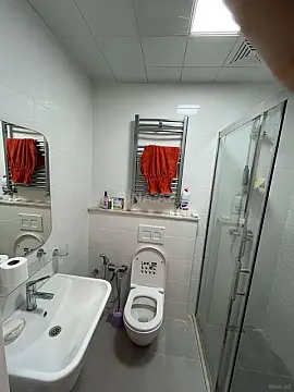 Kirayə verilir 2 otaqlı mənzil 55 m²