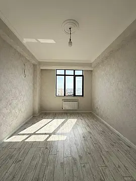 Satılır 2 otaqlı mənzil 67 m²