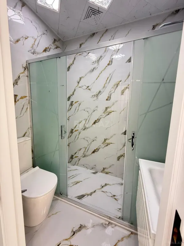 Satılır 2 otaqlı mənzil 67 m²