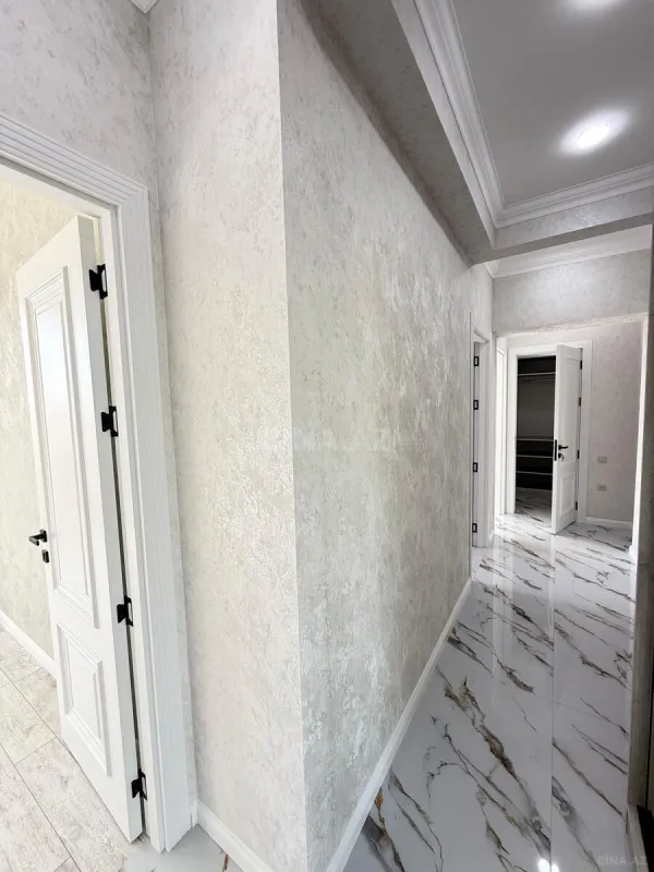 Satılır 2 otaqlı mənzil 67 m²