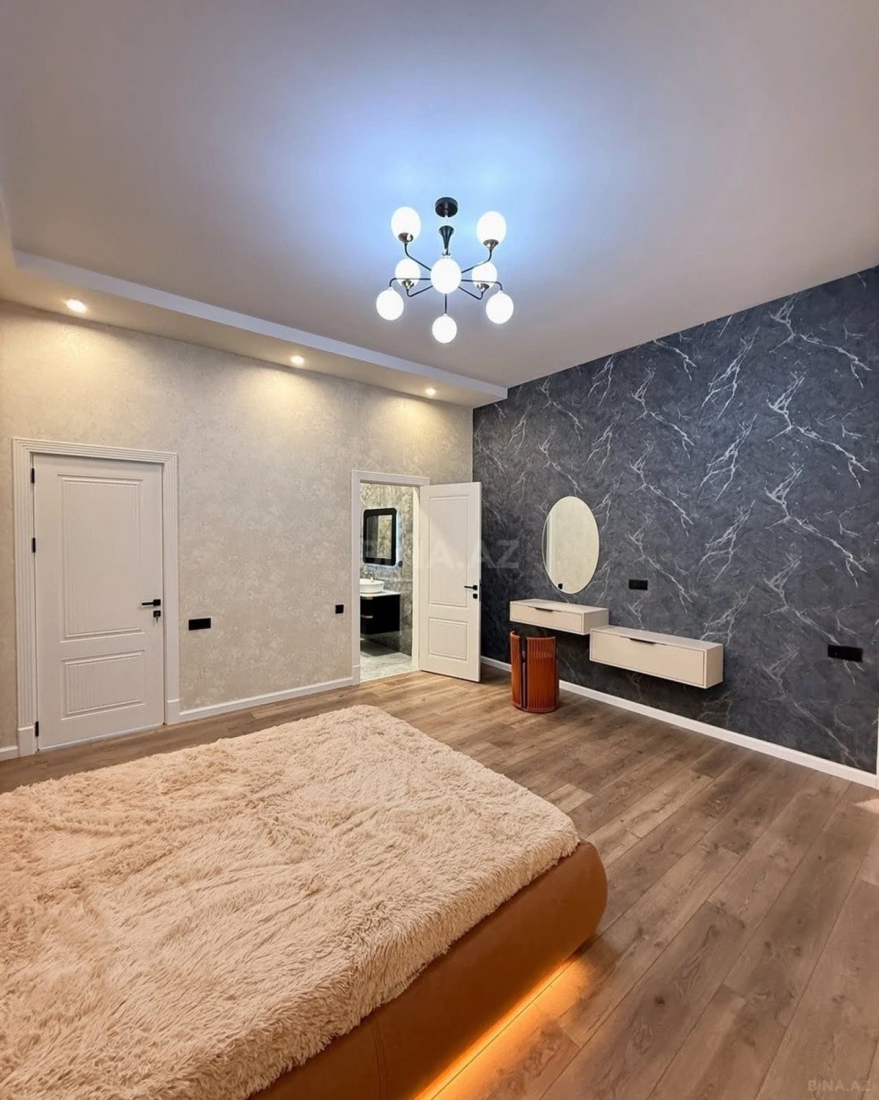 Kirayə verilir 4 otaqlı həyət evi 200 m²