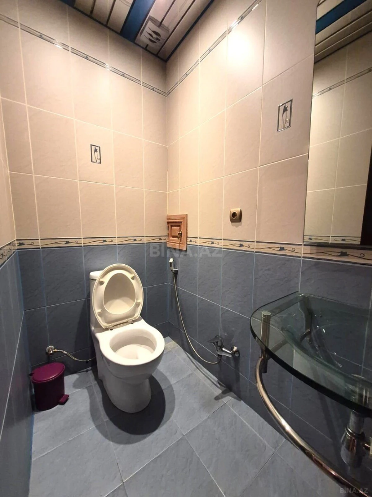Satılır 3 otaqlı mənzil 145 m²