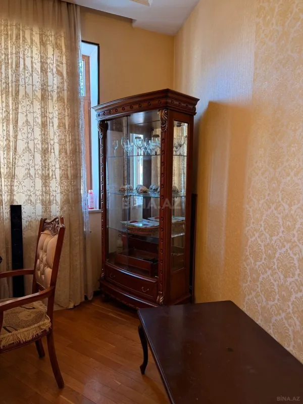 Satılır 2 otaqlı mənzil 80 m²