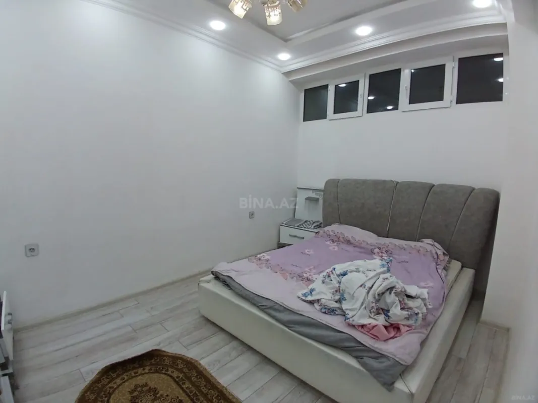 Kirayə verilir 2 otaqlı mənzil 80 m²