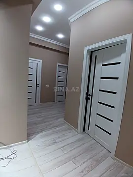 Kirayə verilir 2 otaqlı mənzil 80 m²