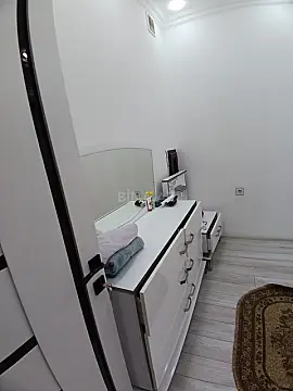 Kirayə verilir 2 otaqlı mənzil 80 m²