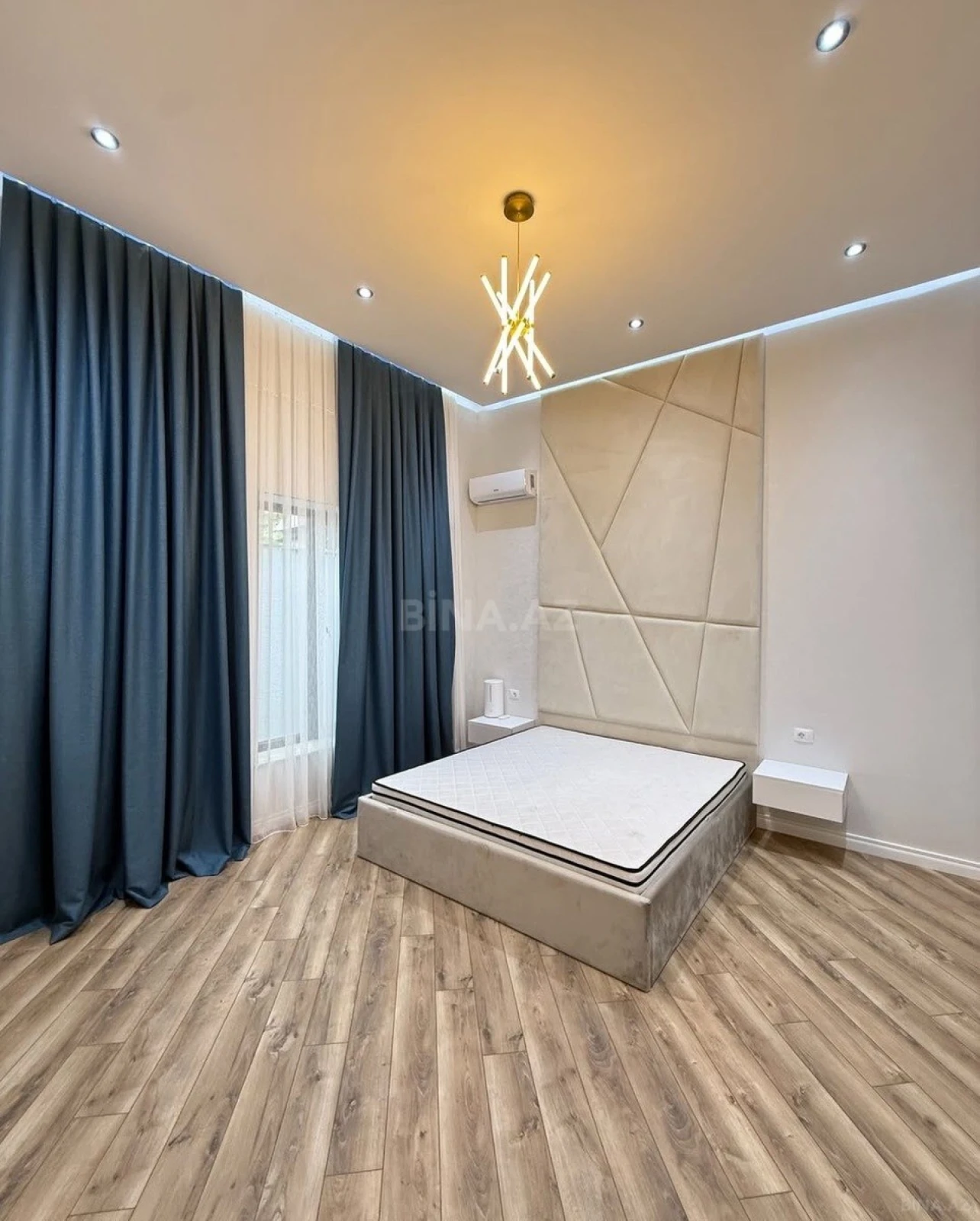 Kirayə verilir 5 otaqlı həyət evi 300 m²