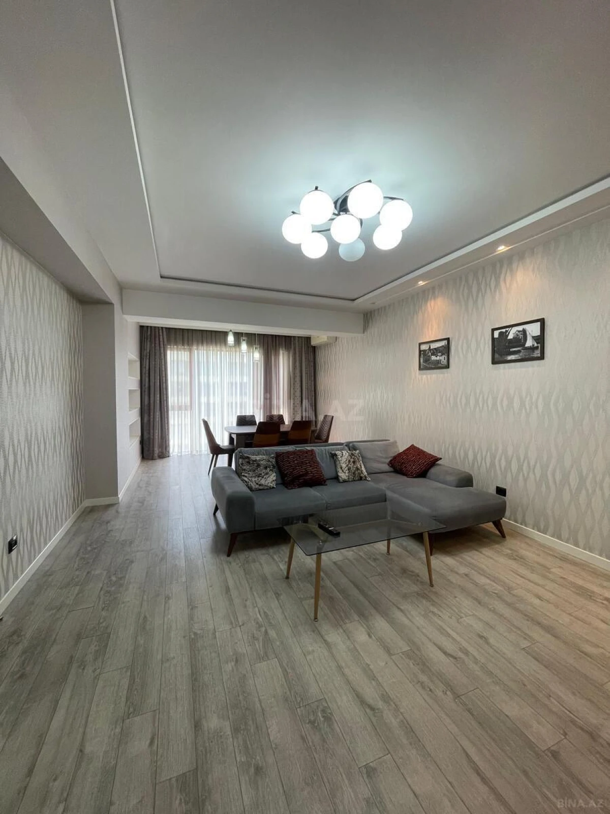 Kirayə verilir 2 otaqlı mənzil 97 m²