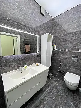 Kirayə verilir 2 otaqlı mənzil 97 m²