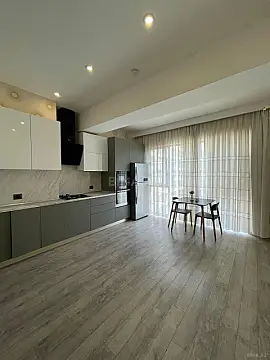 Kirayə verilir 2 otaqlı mənzil 97 m²