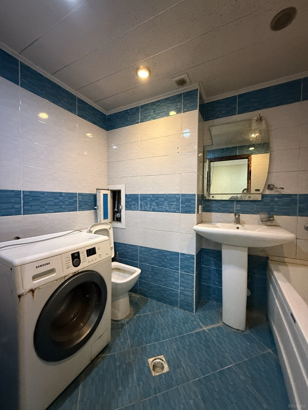 Satılır 2 otaqlı mənzil 55 m²