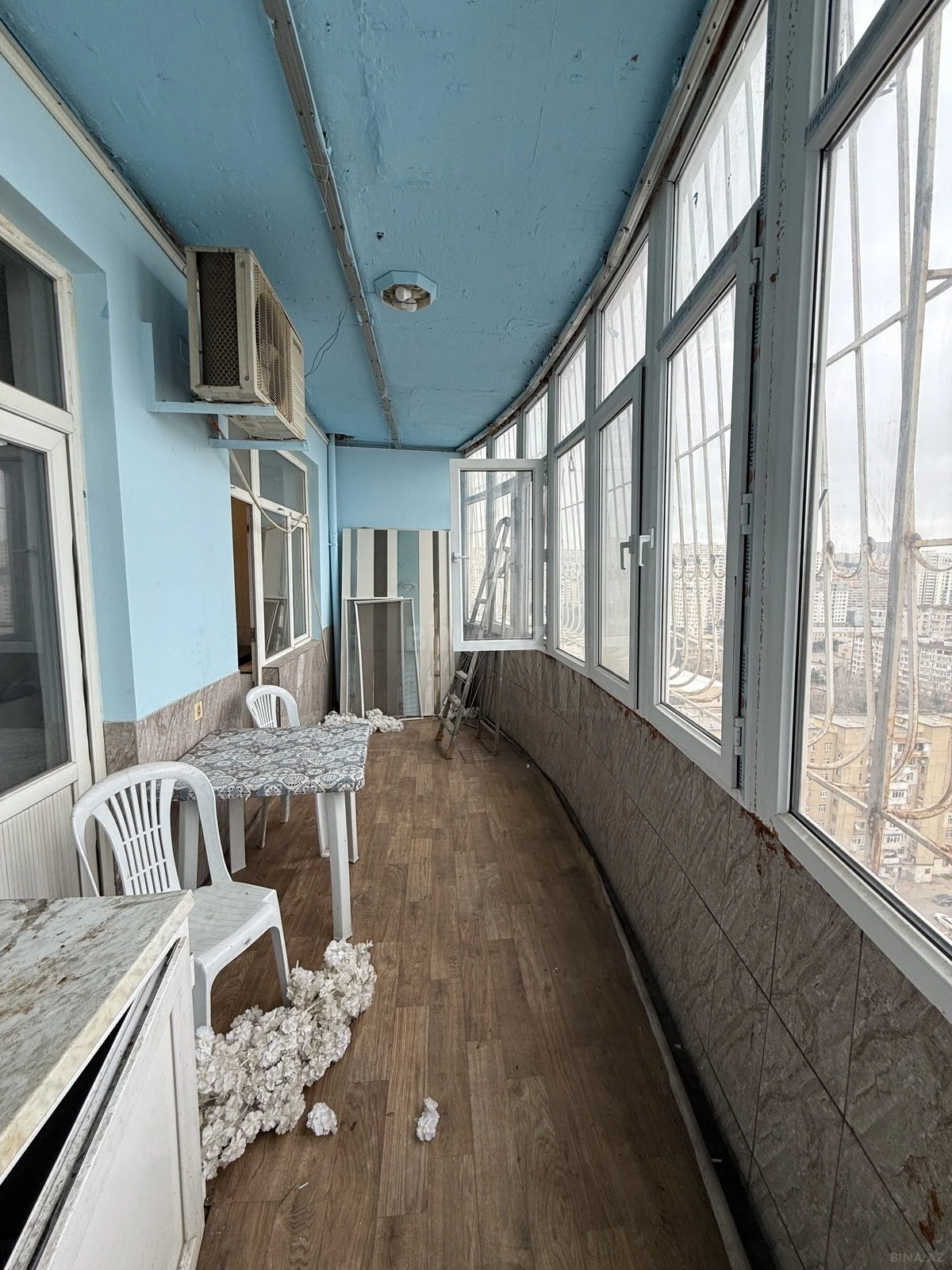 Satılır 2 otaqlı mənzil 55 m²