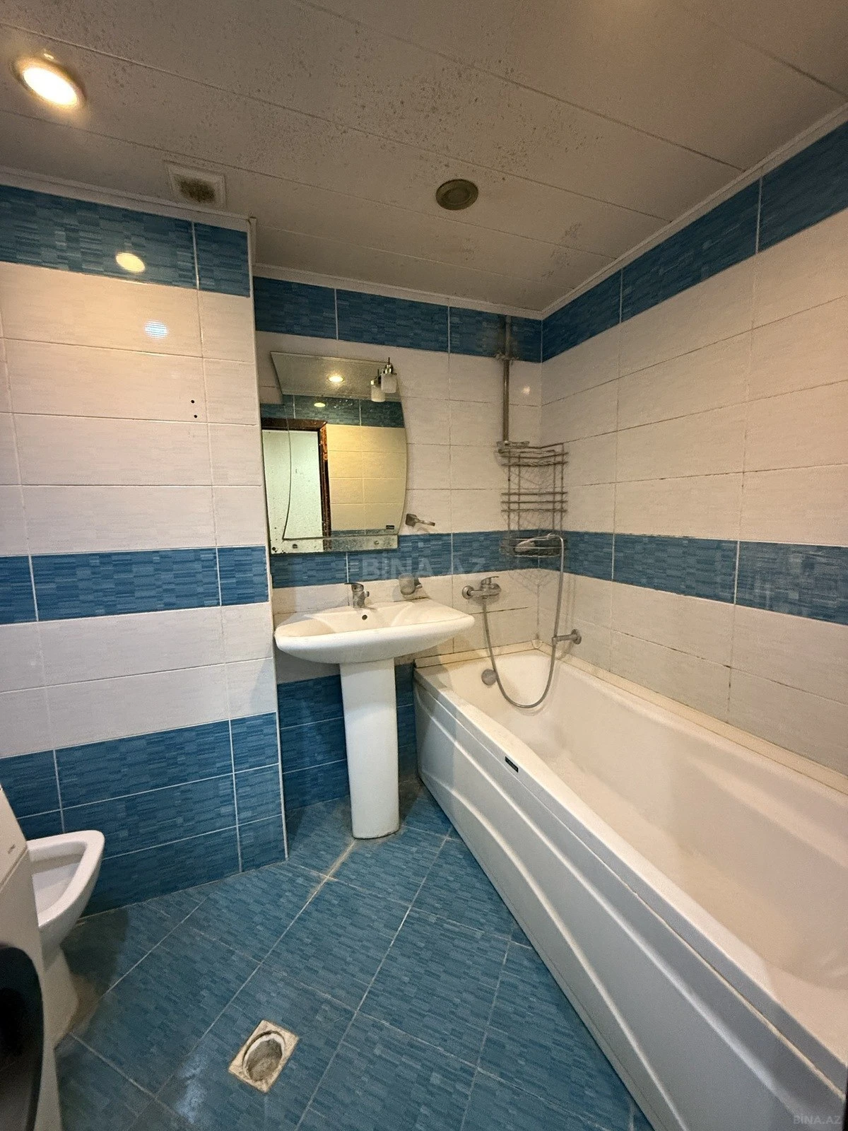 Satılır 2 otaqlı mənzil 55 m²