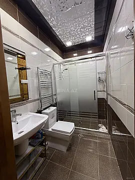 Kirayə verilir 2 otaqlı mənzil 95 m²