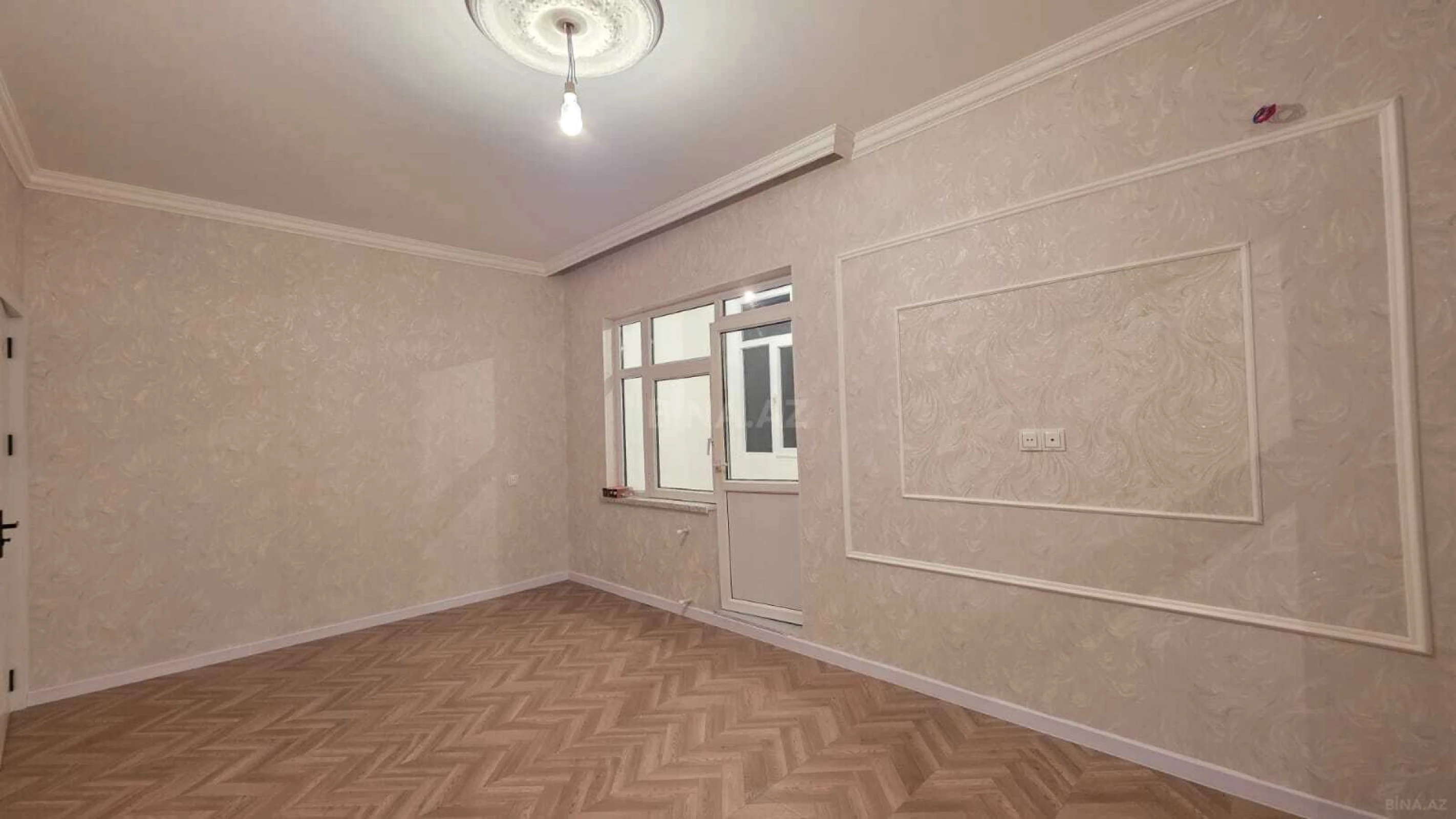 Satılır 3 otaqlı mənzil 90 m²