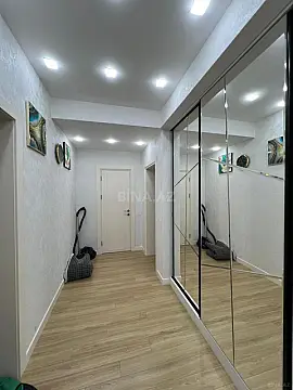 Satılır 2 otaqlı mənzil 83 m²