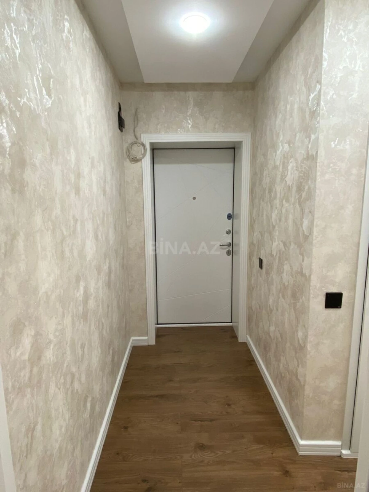 Satılır 2 otaqlı mənzil 45 m²
