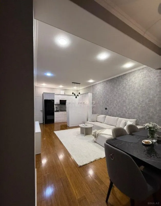 Satılır 3 otaqlı mənzil 95 m²